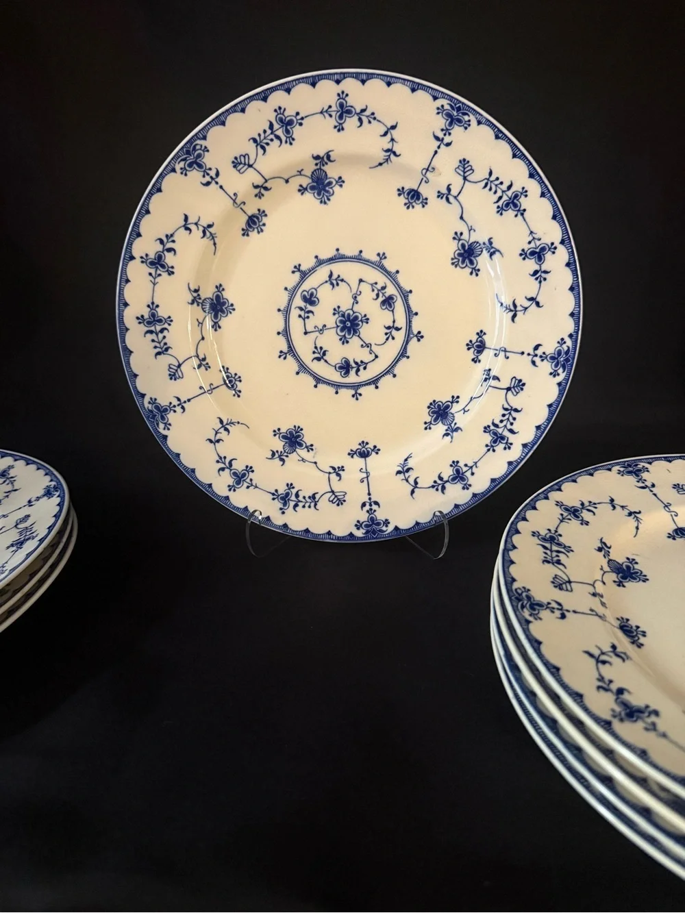Marita Blue Delft - 8 Dinner Plates